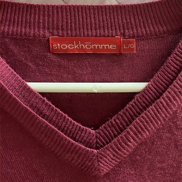 Pink double v-neck stockhomme light weight sweater, soft, layering, size large​​ - Picture 3 of 4